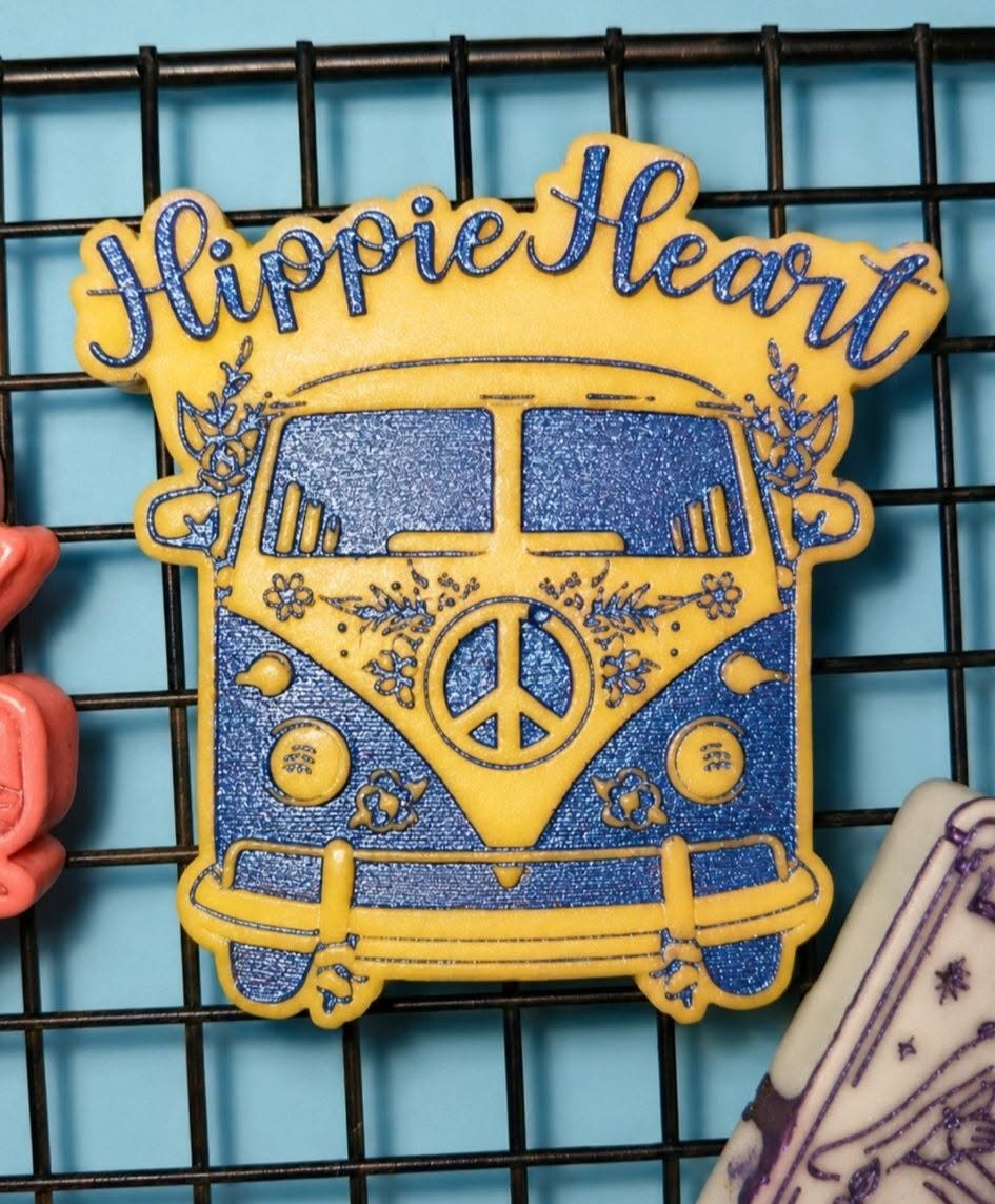HIPPIE HEART MELT.